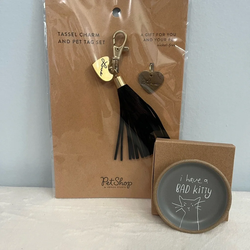 Fringe Studio Tassel Charm & Pet Tag Set With Decorative“I have a bad kitty”Tray